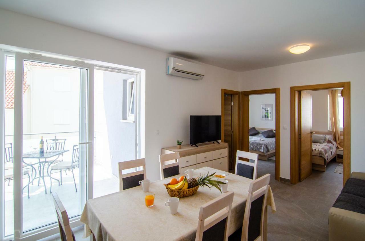 Apartments Sara 3 بول المظهر الخارجي الصورة