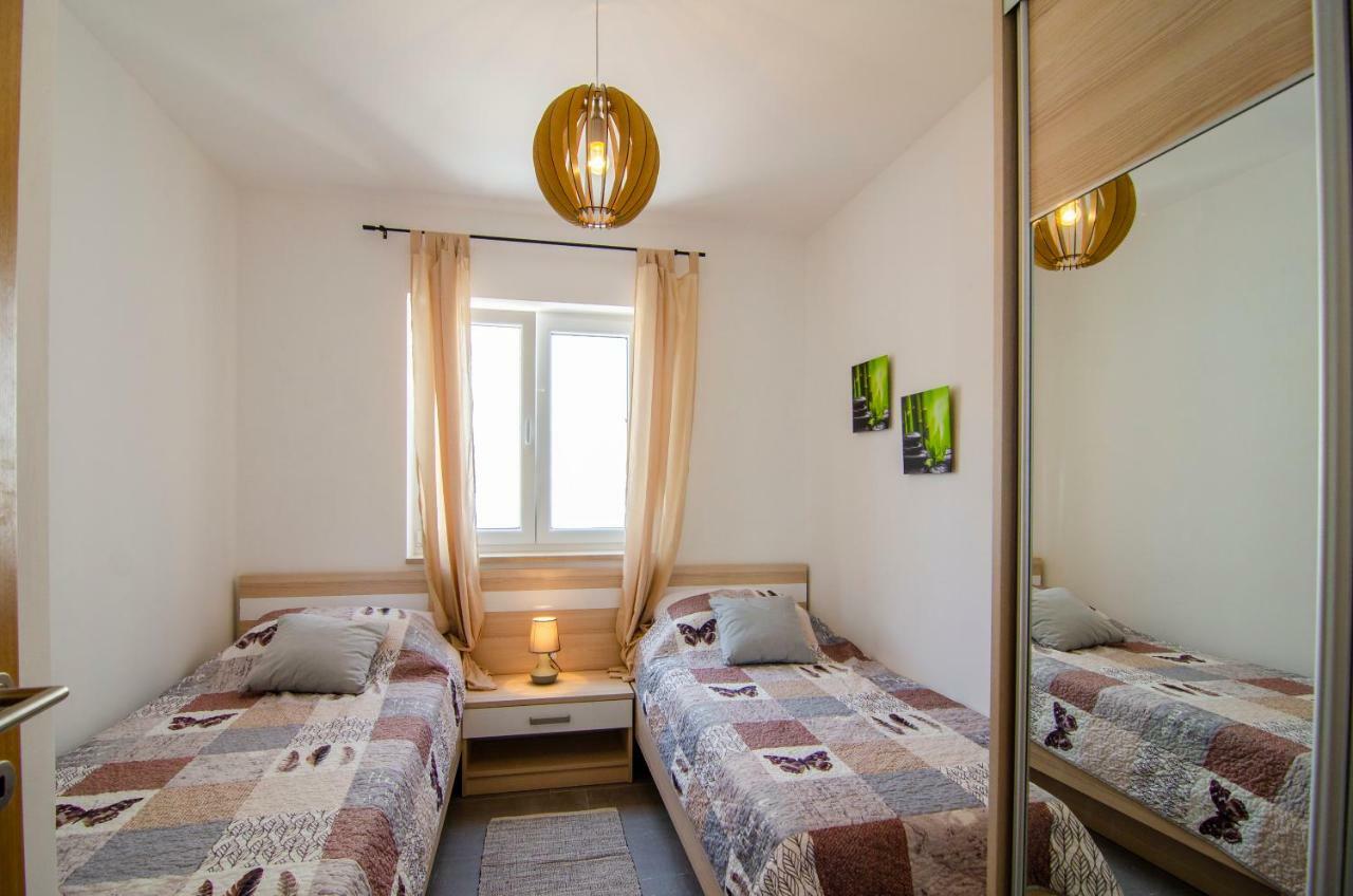 Apartments Sara 3 بول المظهر الخارجي الصورة